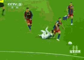 盘点在足球场上的爆笑名场面,盘点足球爆笑失误名场面