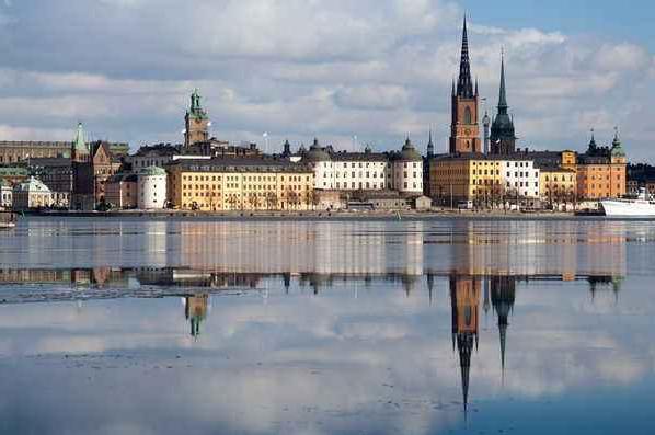 哥斯达黎加面积和人口有多少,哥斯达黎加号称什么