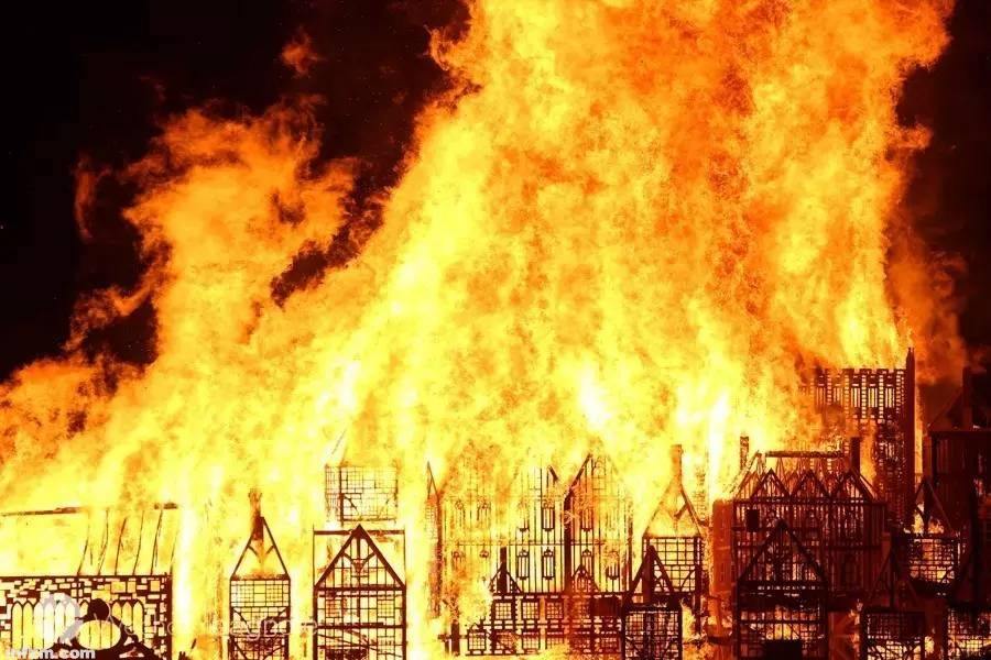 伦敦为什么成为富人区,伦敦成为世界金融中心的区位条件