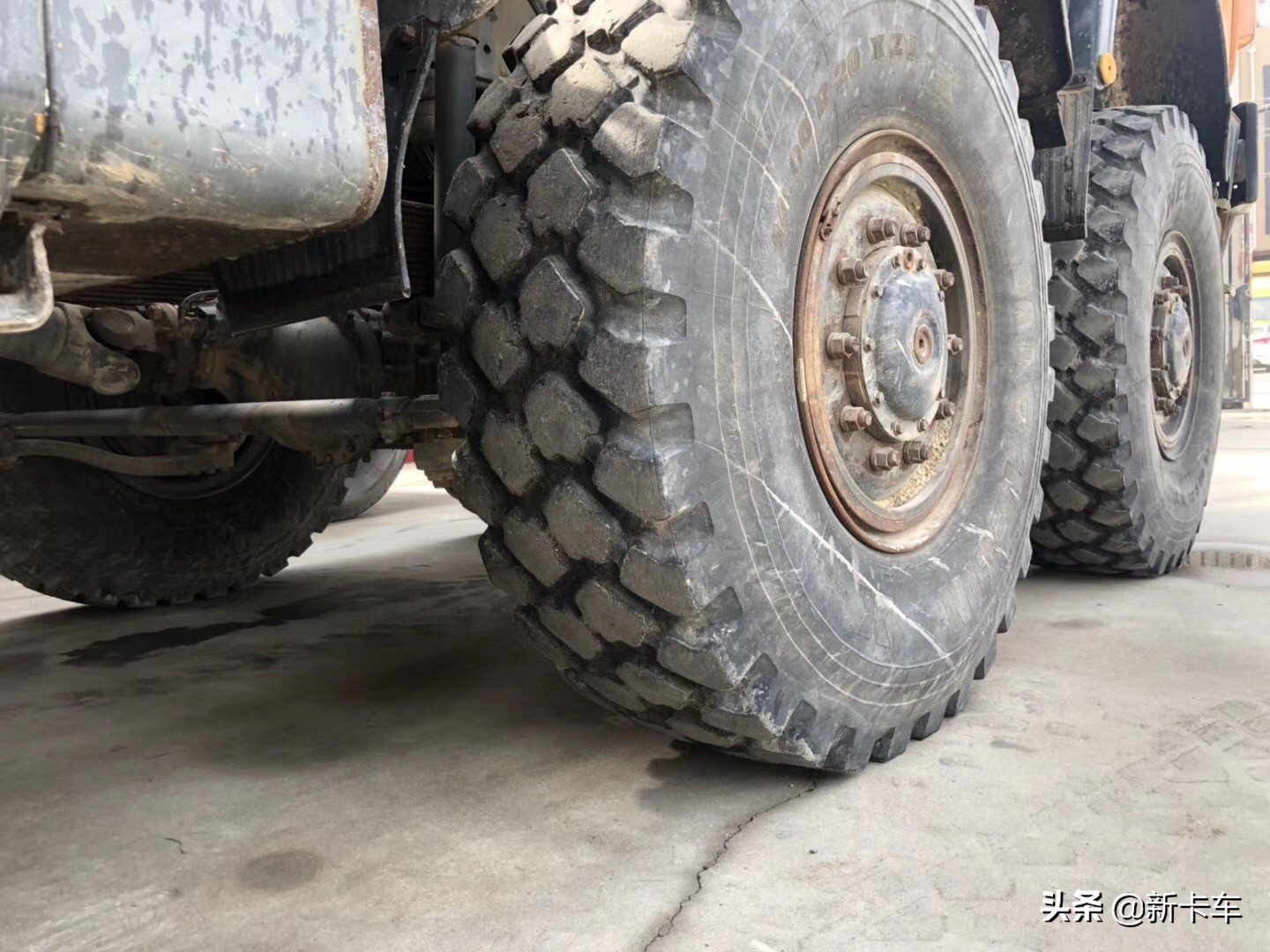 国产奔驰重卡卡车介绍,奔驰长头重卡都有哪些