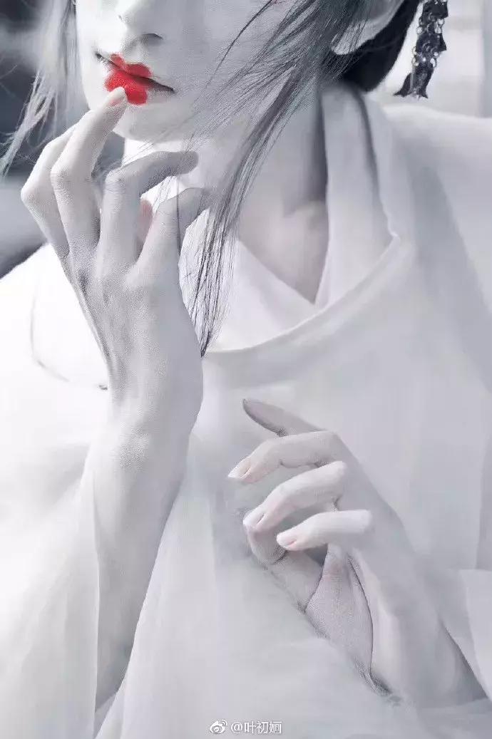 90后女孩拍稀有动物,90后女孩拍视频200万