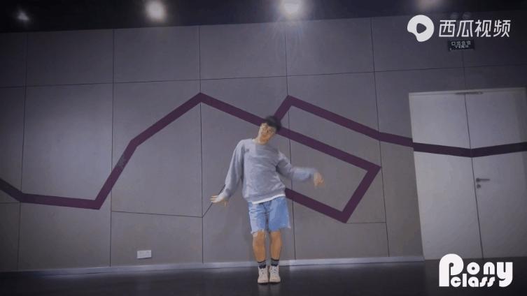 跳首偶像的歌tonight舞蹈,跳偶像的歌