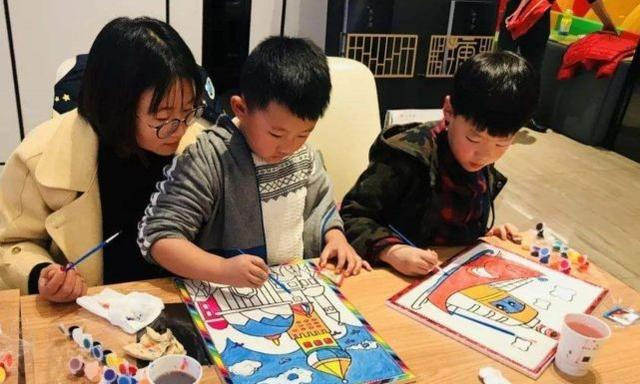 新年礼物小孩应该买什么,新年的礼物孩子