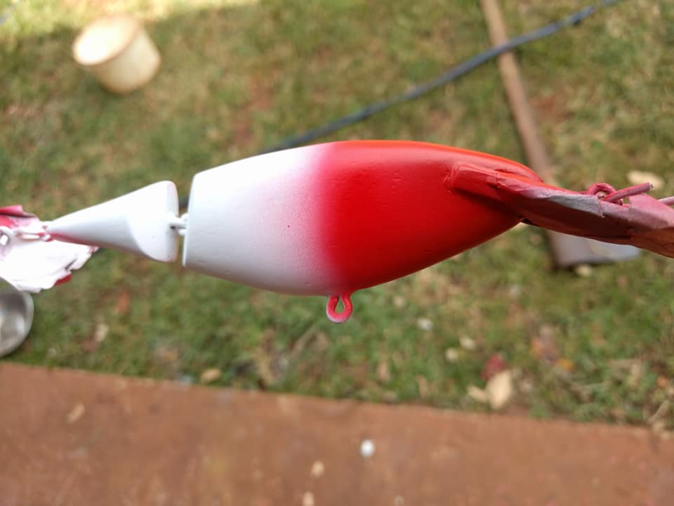 高手果然在民间，牛人不舍得买路亚鱼饵竟自己做，这手艺绝了