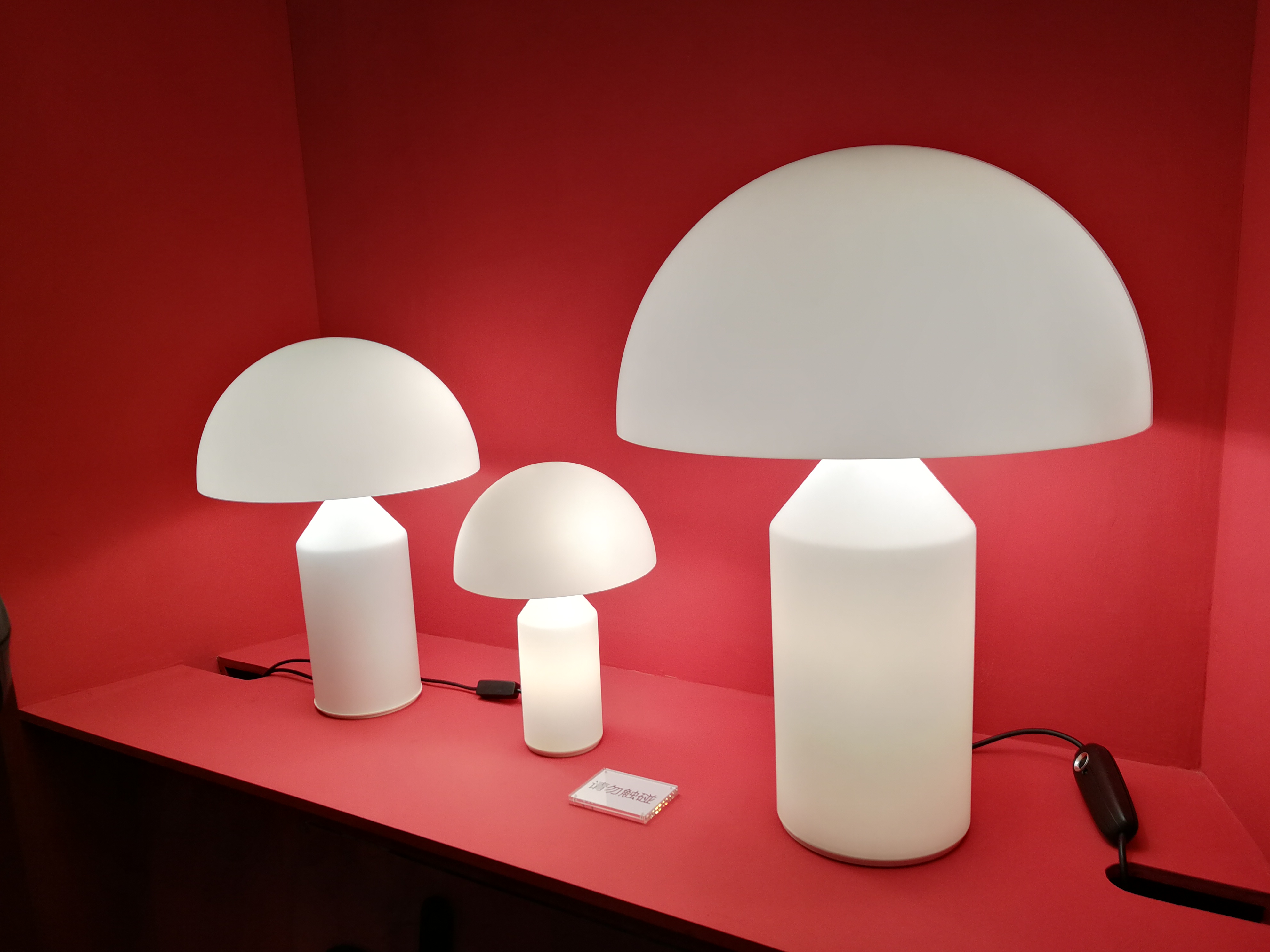 米兰家具展灯具,米兰国际家具展2004