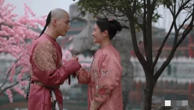 宫廷太监爱上大学校花？“禁穿越”的第8年，真是越来越可笑了