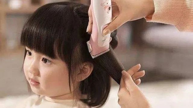 10个月的宝宝剪头发怎么剪,10个月宝宝剪头发
