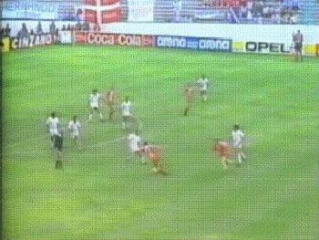 世界杯丹麦0-0突尼斯,1986年世界杯淘汰赛丹麦西班牙
