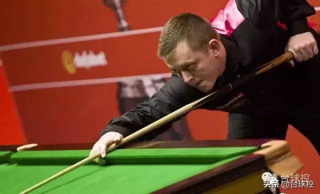 要嫁就嫁打台球的男人,谈恋爱一定要找会打台球的男孩子