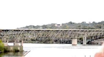 爆破专业炸平母校完整版,爆破专业亲手炸母校