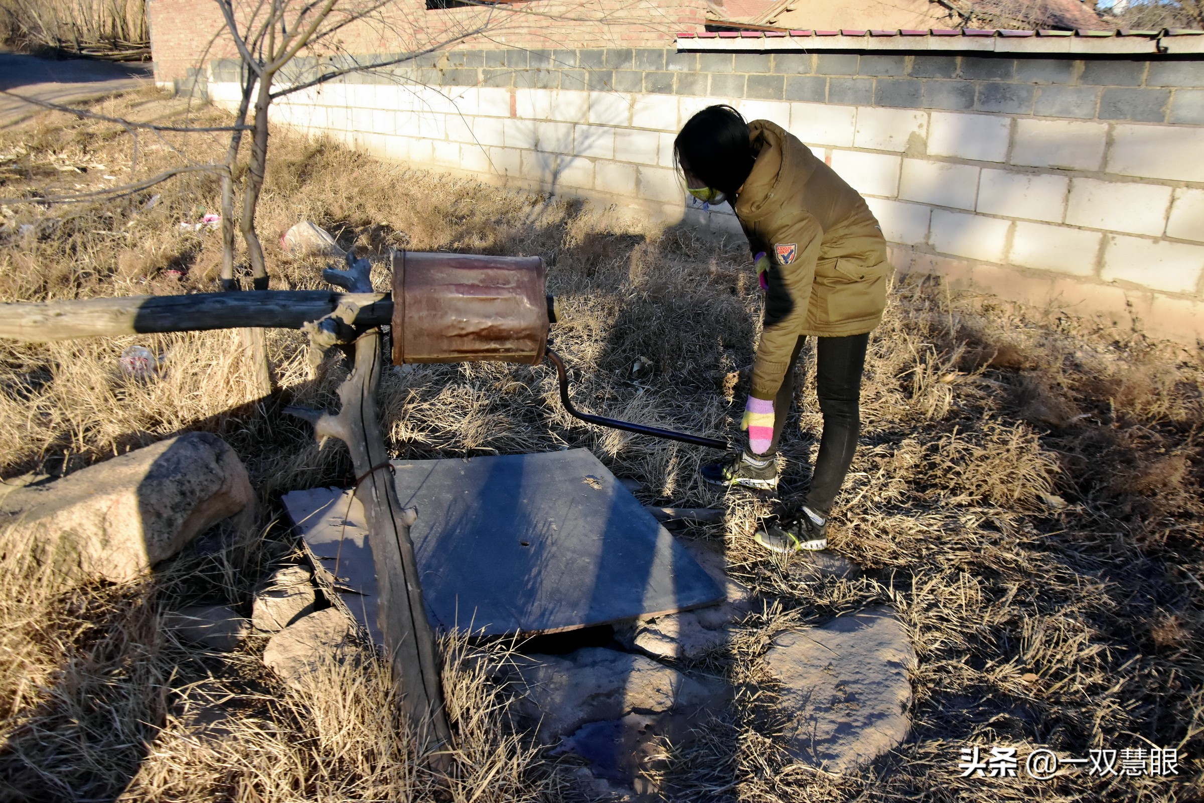 光棍遗留的老房子,光棍危房改造视频