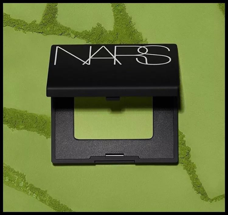 清透显白裸色,清新显白的牛油果绿