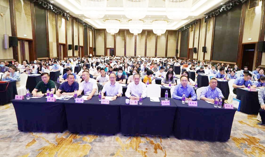 “社会心理服务体系建设与青少年心理问题干预”在江油顺利召开