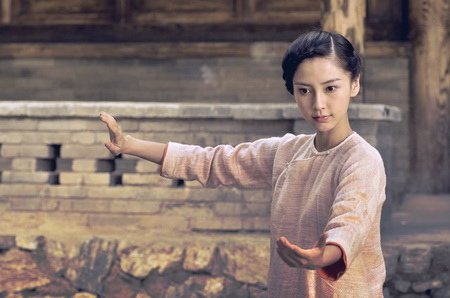 angelababy为什么一落千丈,angelababy经历