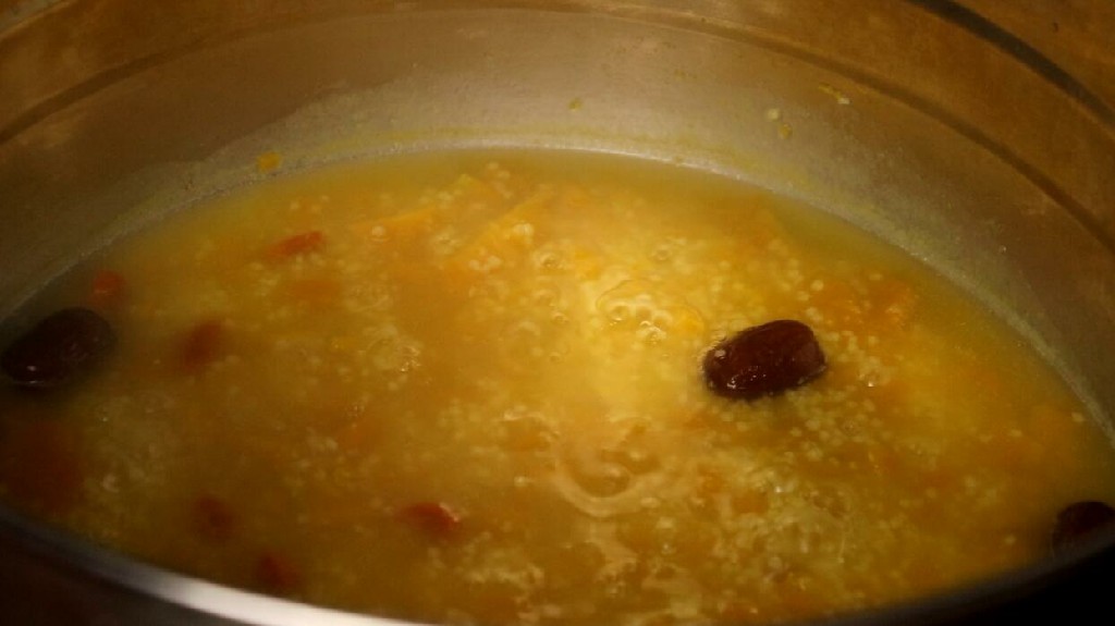 小米南瓜粥南瓜用先蒸一下吗,南瓜小米粥需要先把南瓜破壁吗