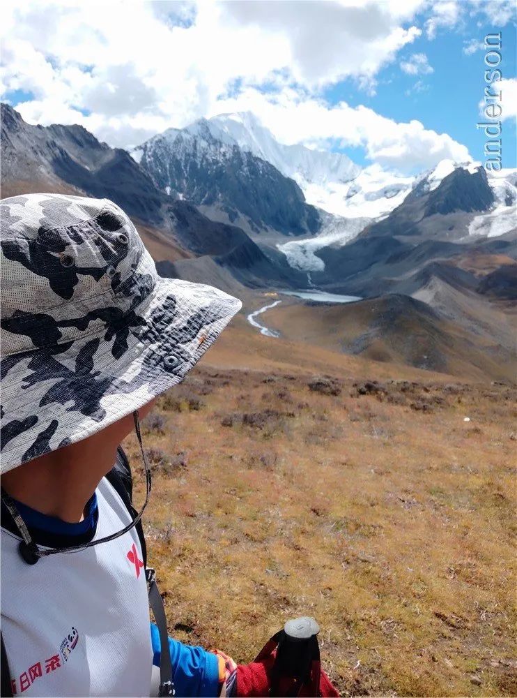 陪着贡嘎过仲秋，深夜听到女生的尖叫（上）