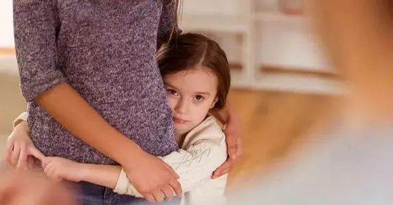 上海书店事件：青少年世界中的残酷隐秘法则