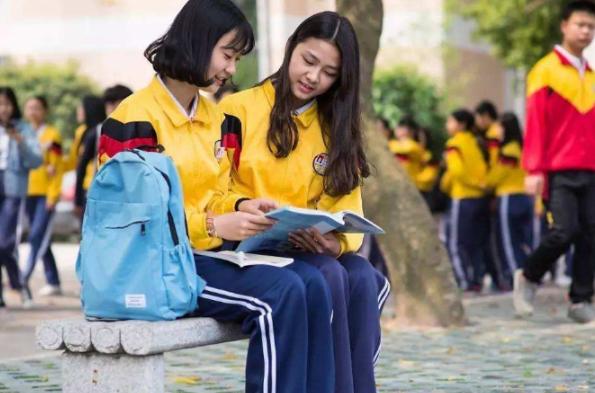 中学生身高标准差范围,初中生年龄身高标准表