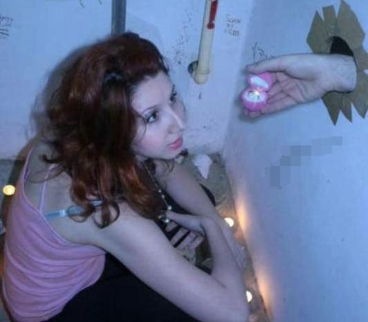 女孩为讨好男友服药丰胸，结果中毒了