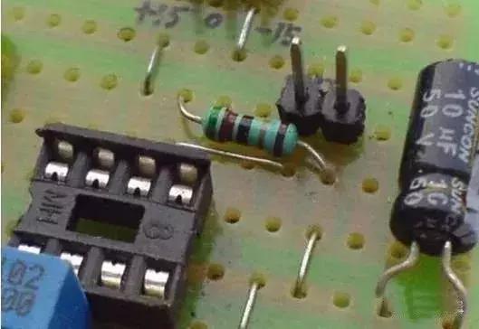 初学者怎么看懂电路板走向,初学电工认识一下电路板