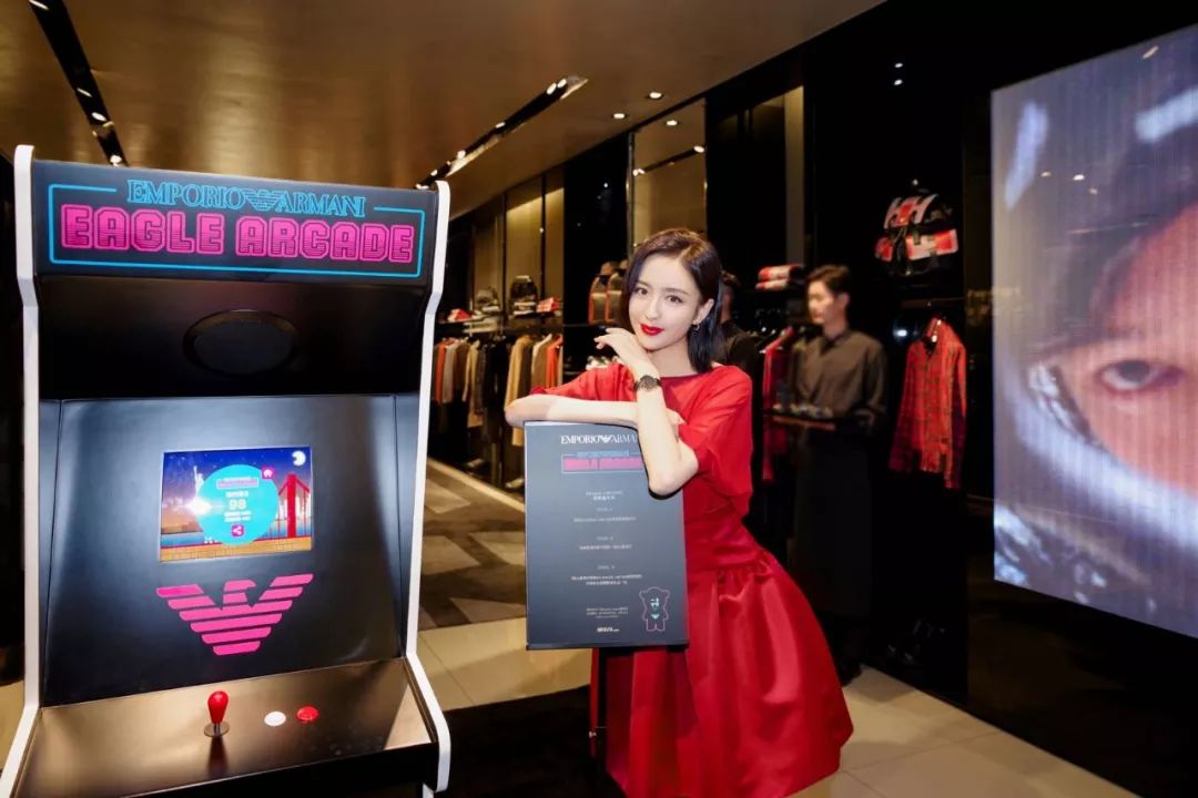 emporioarmani2023秋冬女,emporioarmani满天星女表