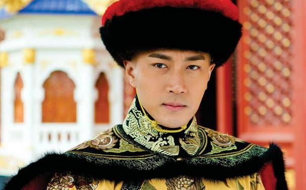 皇太极死后孝庄怎么死的,孝庄死后皇太极怎么处理的