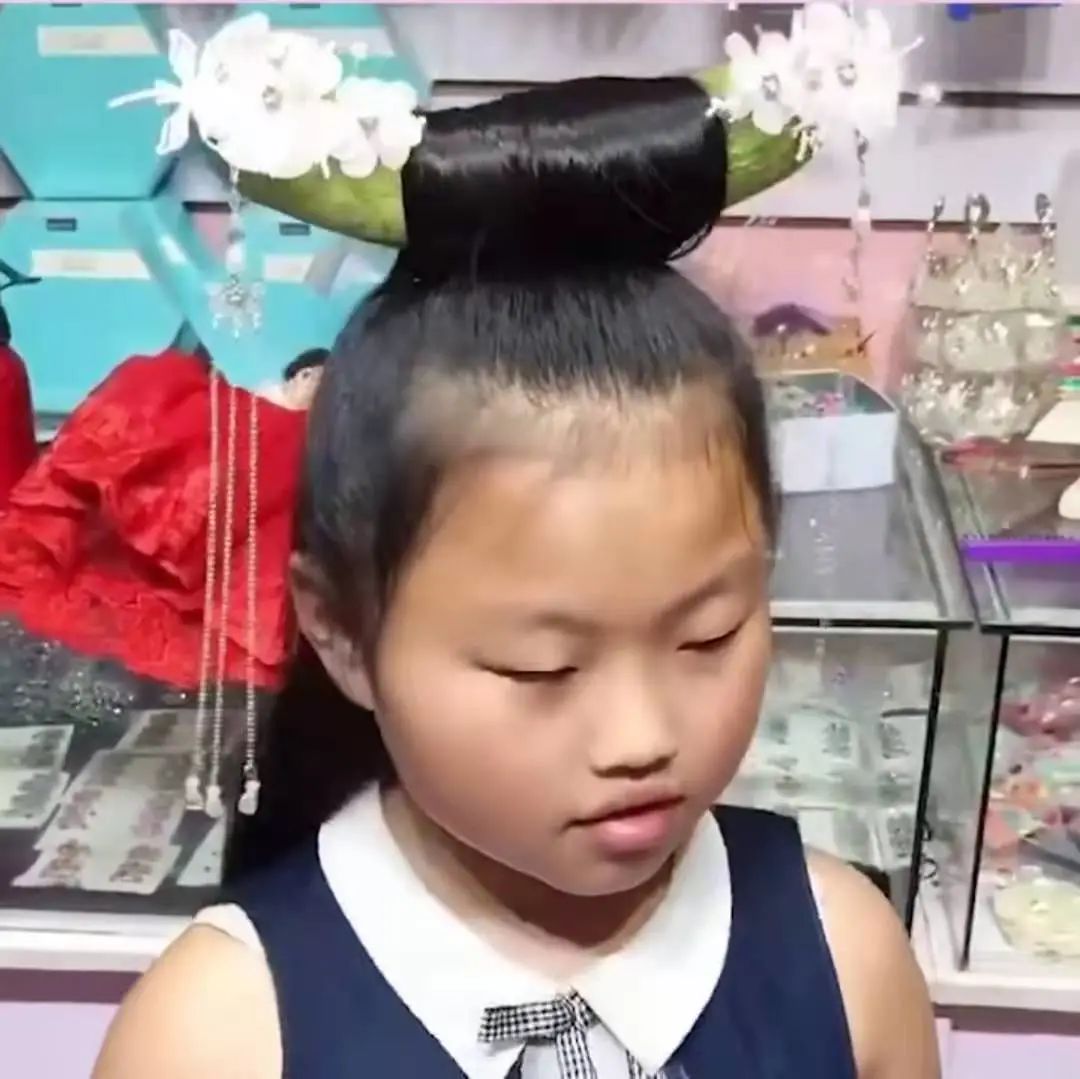 这些小孩的发型，你见都没见过