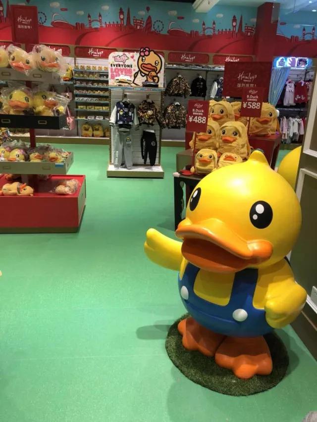 重庆沙坪坝王府井遛娃好去处,遛娃逛街两不误