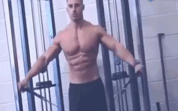 肩膀三角肌太厚怎么练薄,把肩膀练宽的视频