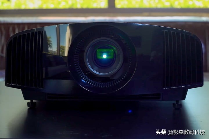 家用高清无线投影仪买哪款好,投影仪家用推荐家庭影院投影仪