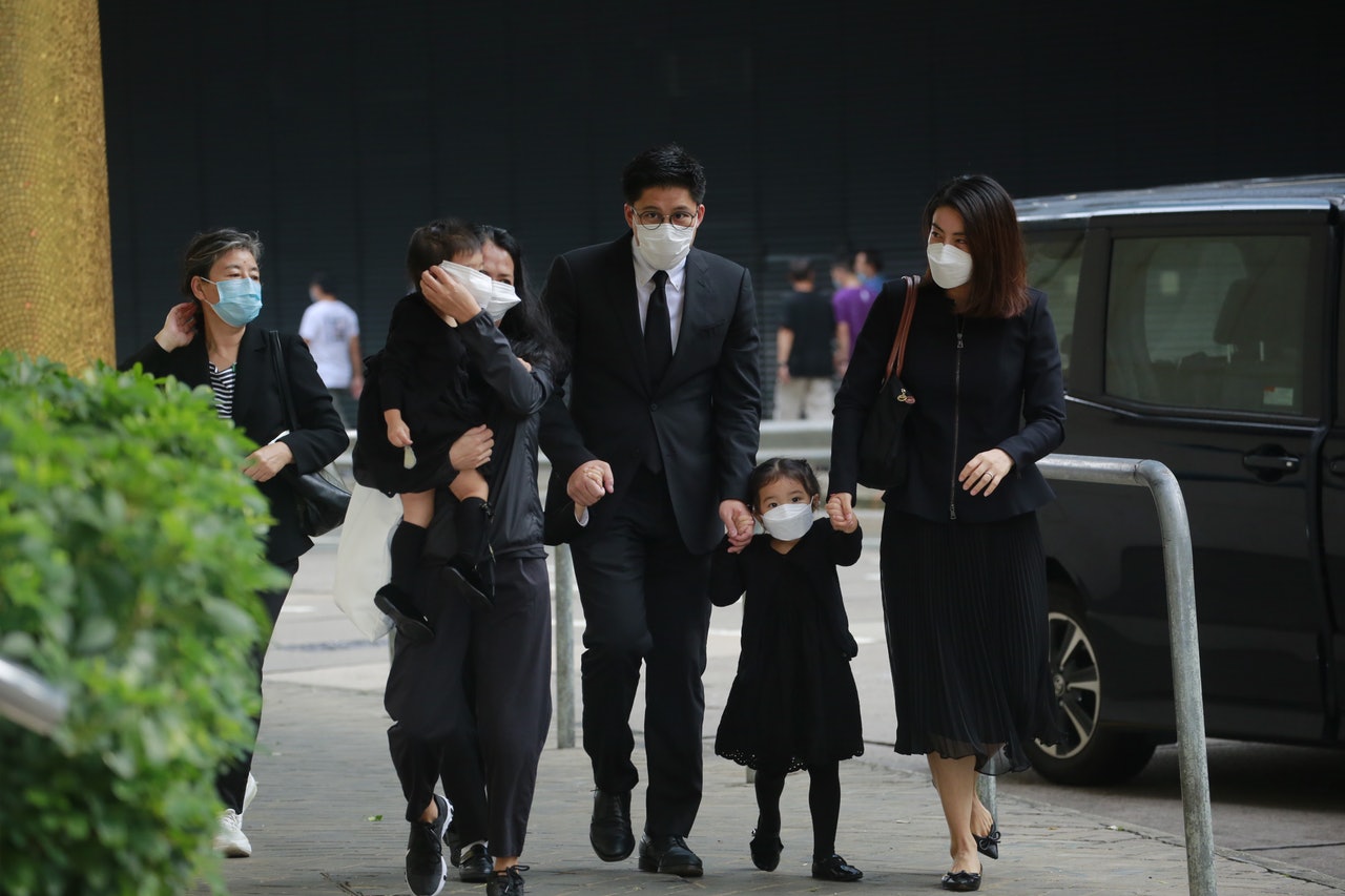 郭晶晶简易包包,郭晶晶用的帆布爱马仕包