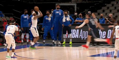 拒绝0比3!卡泡65分15板7助!3场季后赛0分钟,6400万先生被弃用