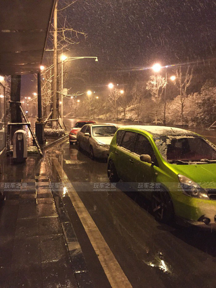 从改变到蜕变到提升,老款奔驰c200改装最佳方案