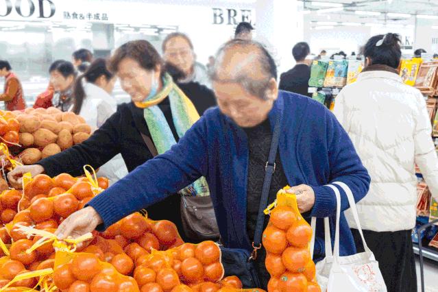 郑州超级鲜生春节不打烊，集“五福”领百万豪礼