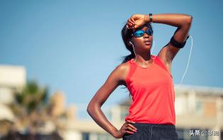 在高温天气下跑步如何避免中暑,跑步中暑的症状