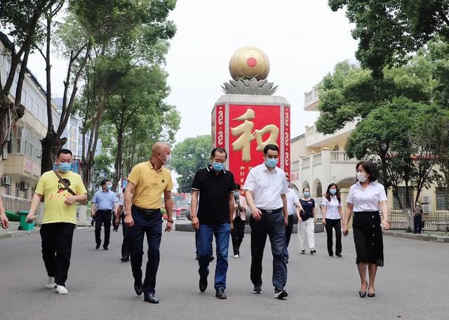 抱团取暖重振未来,抱团取暖团队打天下