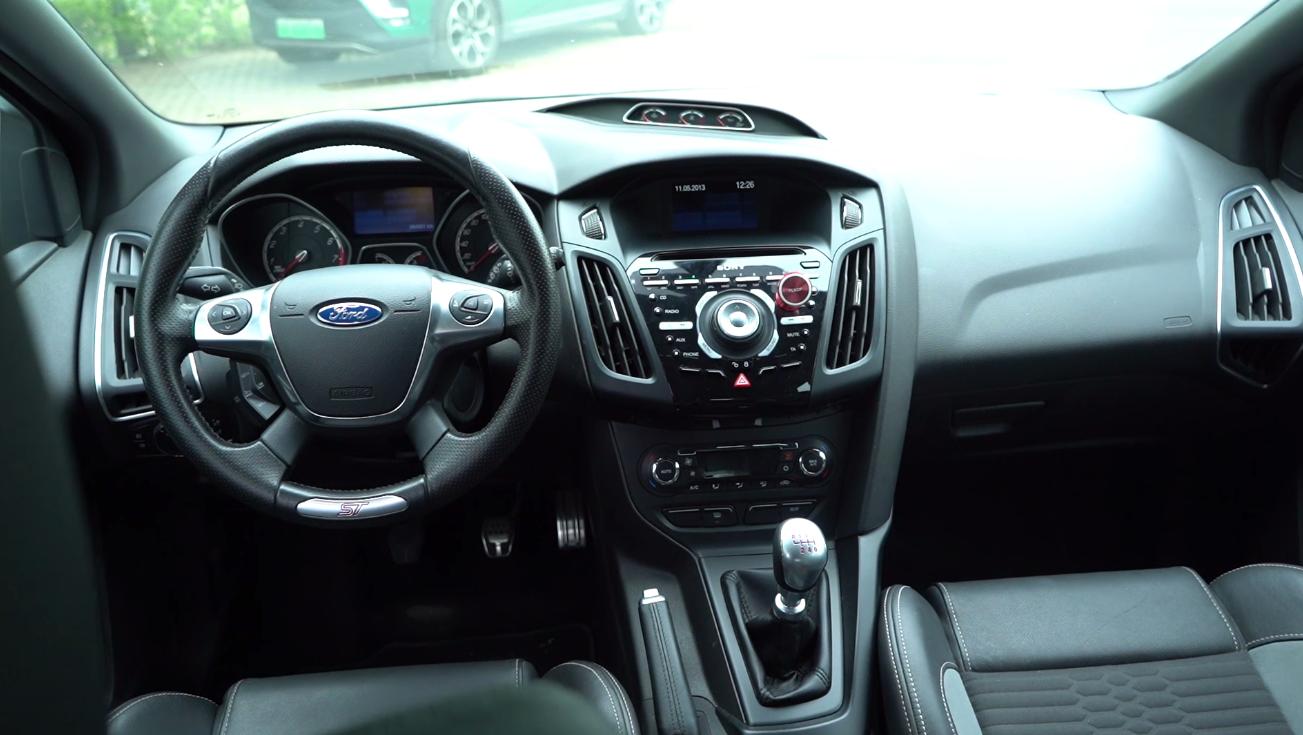 13万帮粉丝买了台手动钢炮,手里的GTI突然不香了