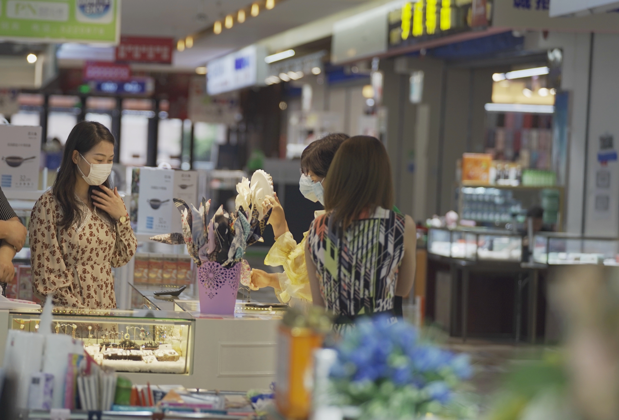 威海市韩国商品交易中心在哪,威海韩国商品交易中心是纯进口么