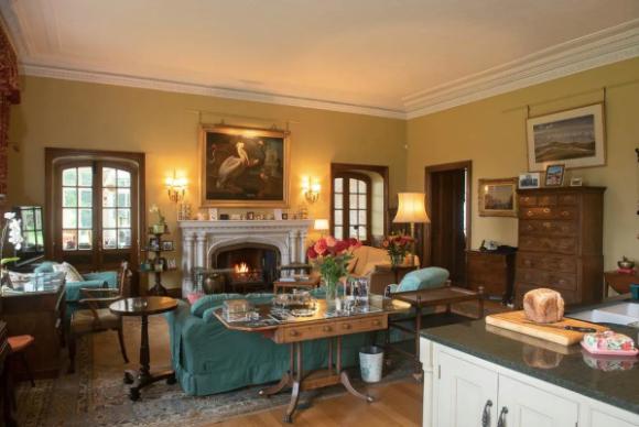 英国伦敦50亩的庄园别墅出售,英国300亩庄园出售