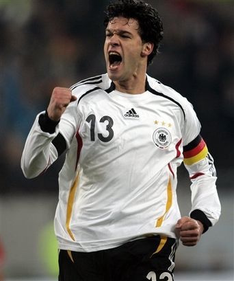 上帝身边的战争统帅，德意志战车的中场风暴—巴拉克