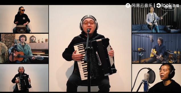 朴树戴狗头帽唱歌，在网易云看相信未来义演的你们，真见证历史了