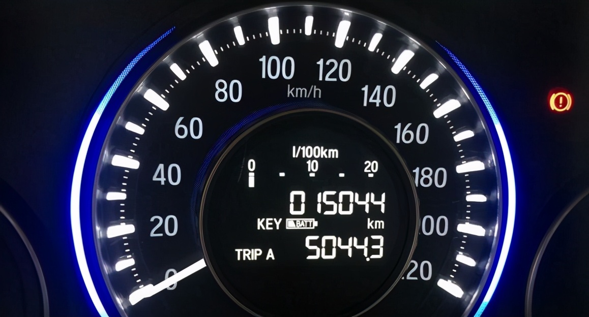 凌派batt闪烁警告什么意思,凌派仪表盘batt闪烁怎么解决