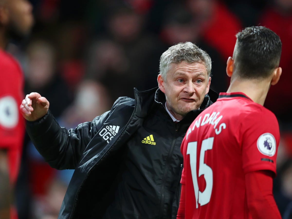 足坛转会传闻:大巴黎在与皇马队长接触,后者称愿与梅西并肩作战