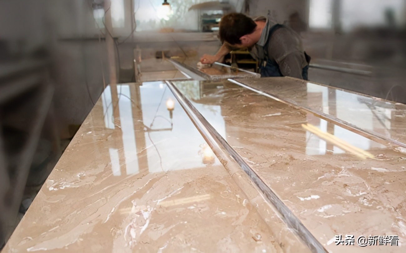 人造大理石叫什么名,真正的大理石和普通石材