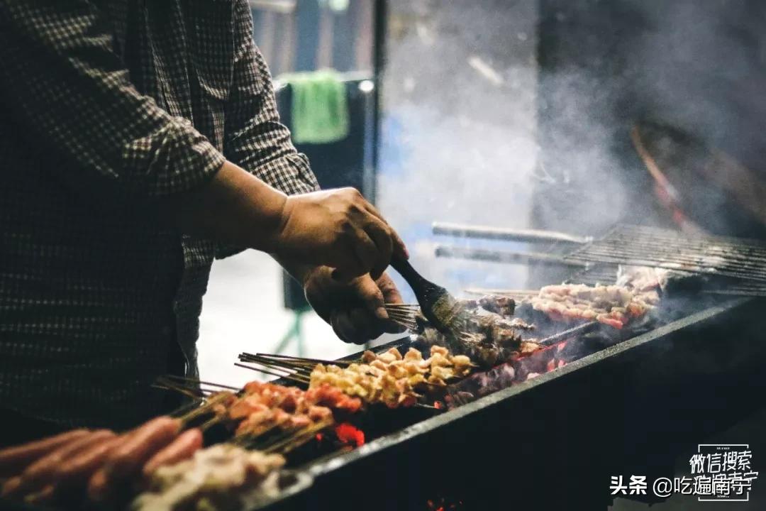 南宁摆摊最赚钱的地方,全南宁最精致路边摊