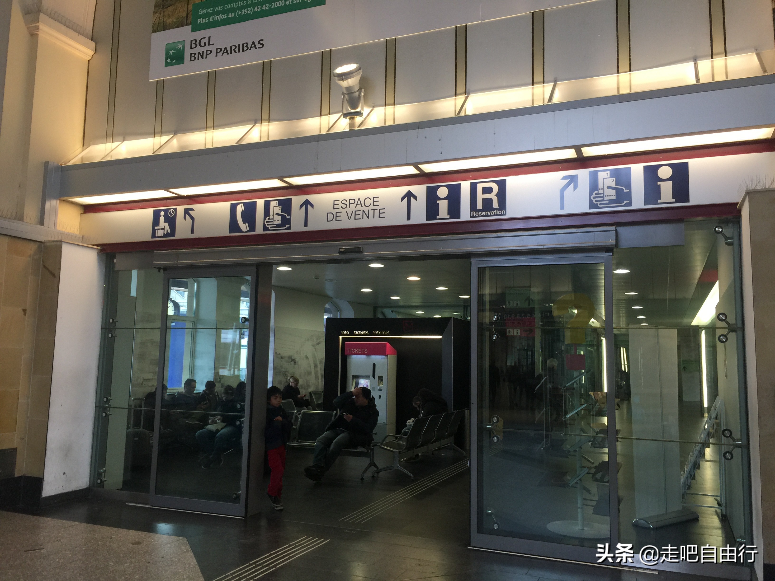 三小时环游世界,雨后漫步卢森堡的袖珍王国