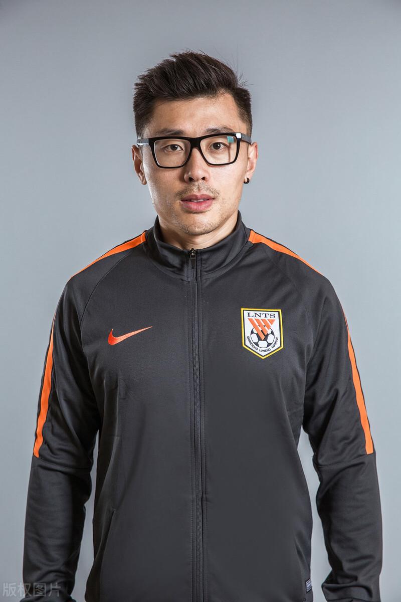 *薪讨**不成却遭解雇！中国足球又一奇葩事件俱乐部：发表不当言论