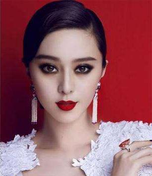 新手学习化妆需要准备什么东西,新手怎样的化妆步骤妆才不会油