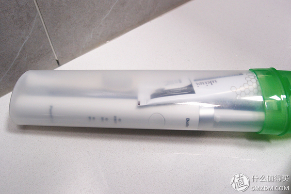 飞利浦入门级电动牙刷2019,usmile电动牙刷y1s和y1pro区别