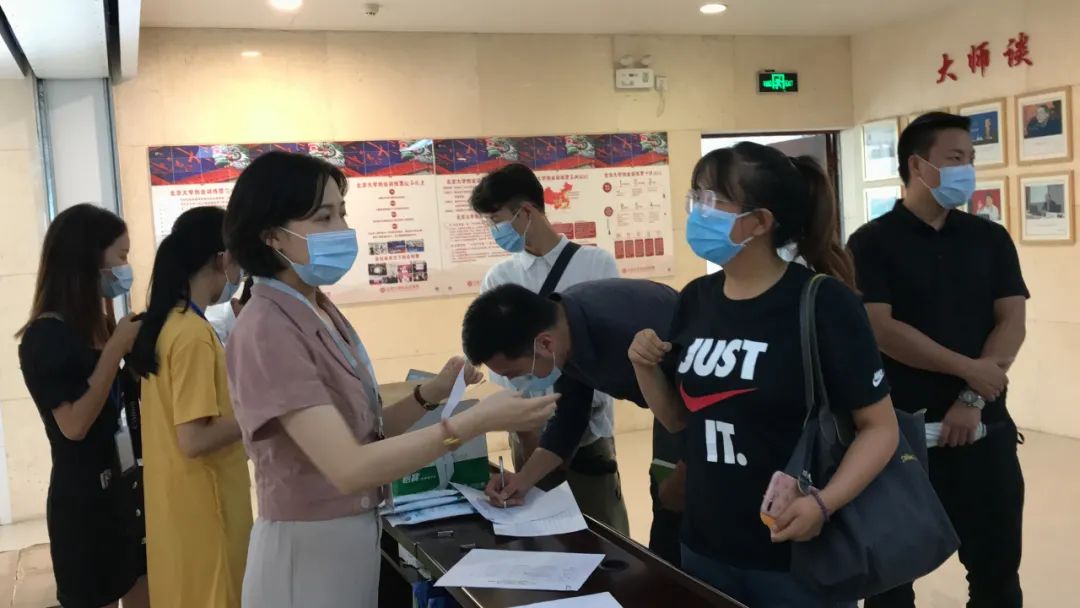 鍥尯涓婚娲诲姩,鍥尯浼佷笟娲诲姩